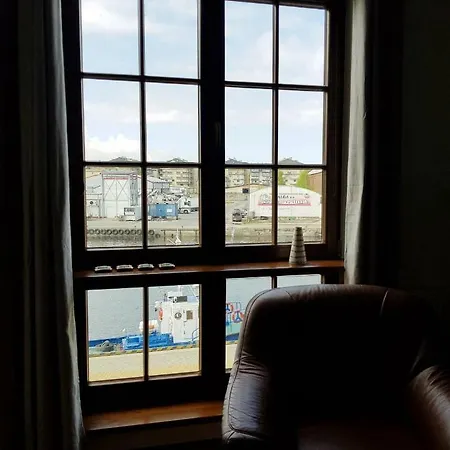 Bulwar Portowy * ウストカ